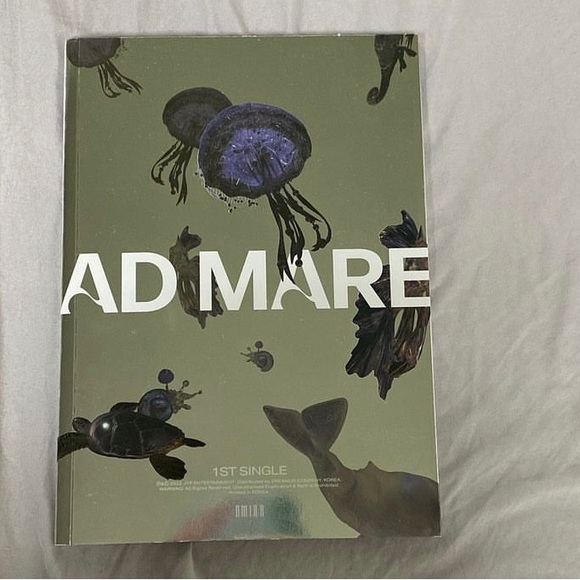 K-Pop NMIXX Admare Album - Picture 1 of 1